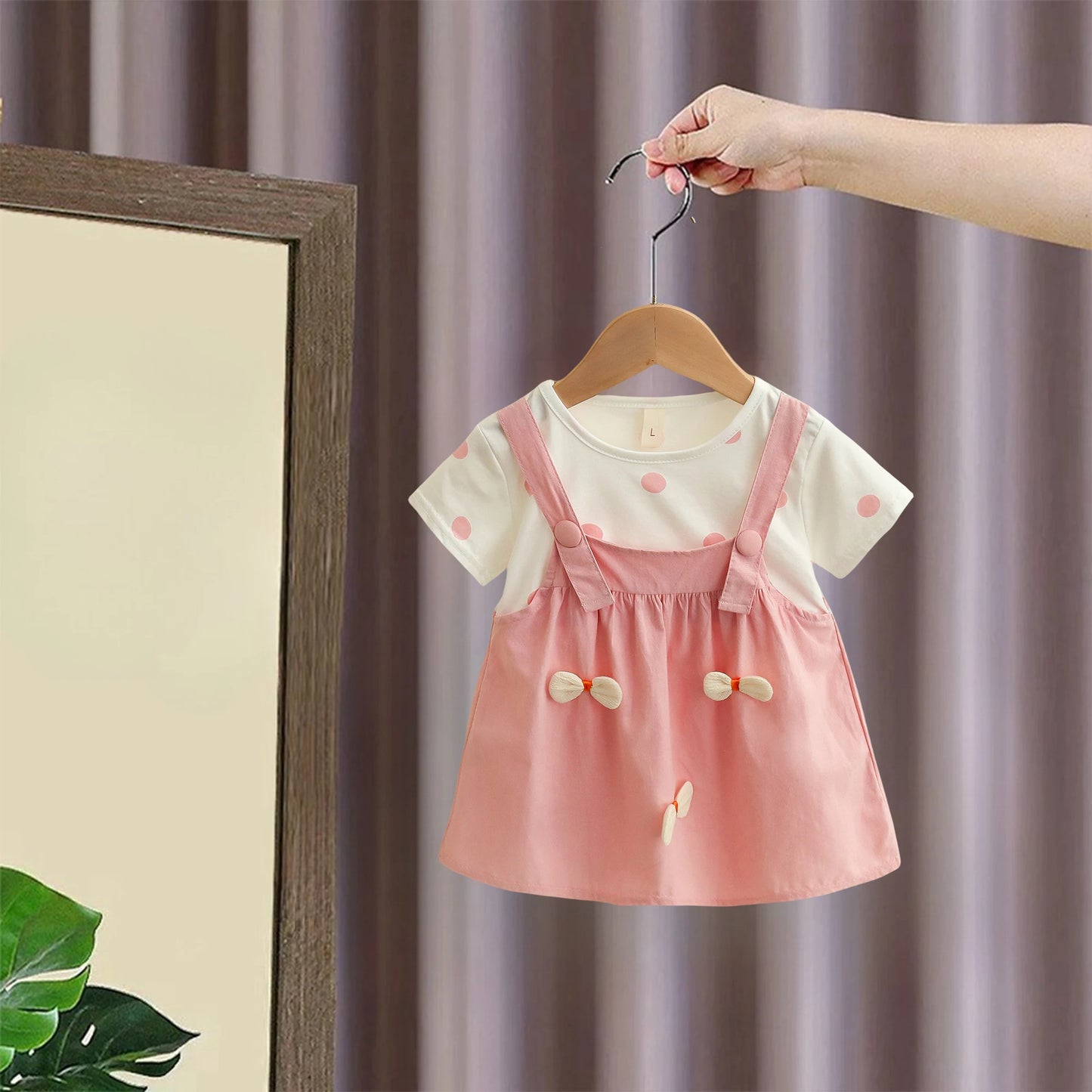 Pünktchen und Schleifchen Kleid