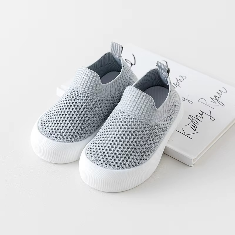 Sockenschuhe – Weich, flexibel, ideal für erste Schritte