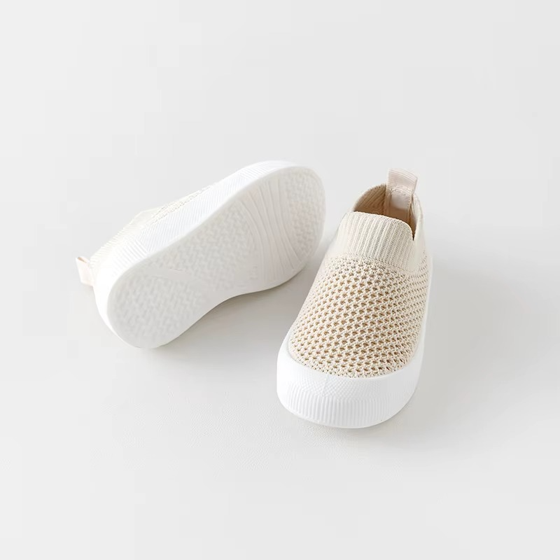 Sockenschuhe – Weich, flexibel, ideal für erste Schritte