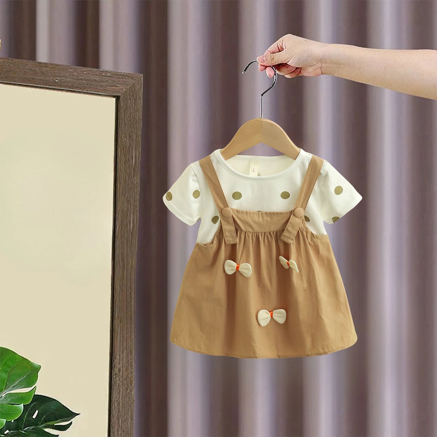 Pünktchen und Schleifchen Kleid